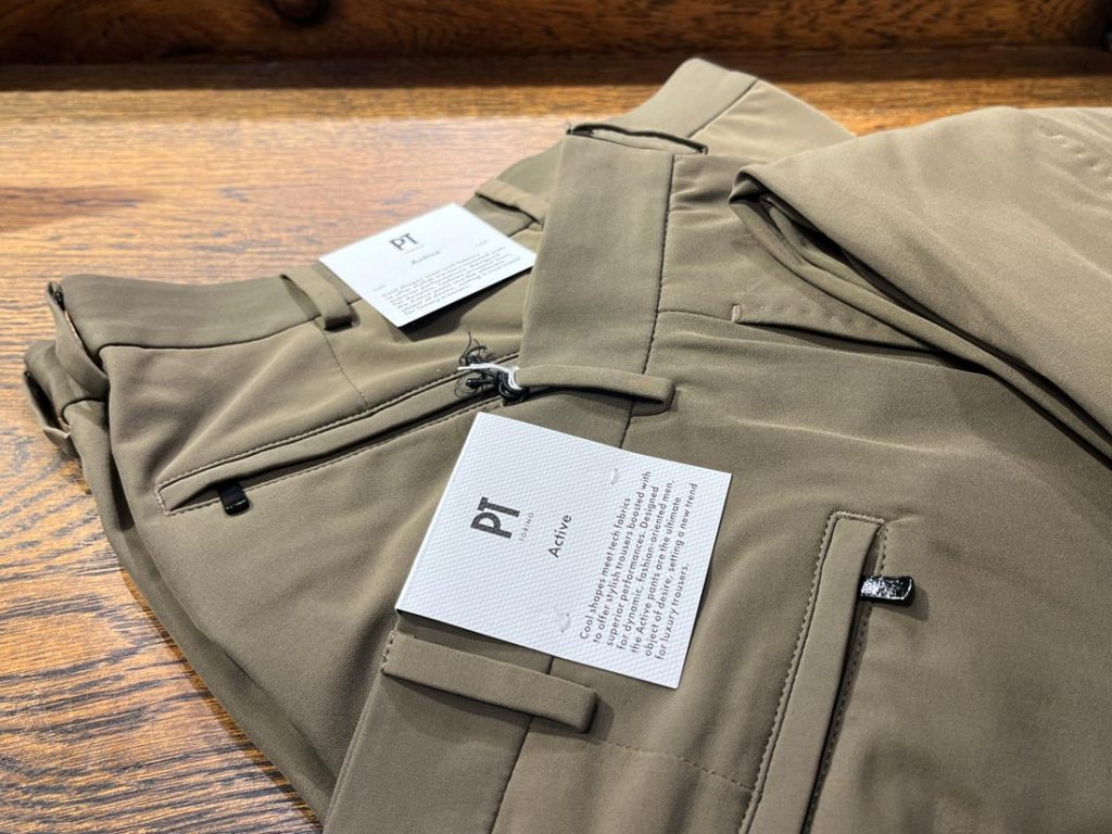 モデル「Active」に乗せたカーキカラーのパンツは、タフだけど軽やか