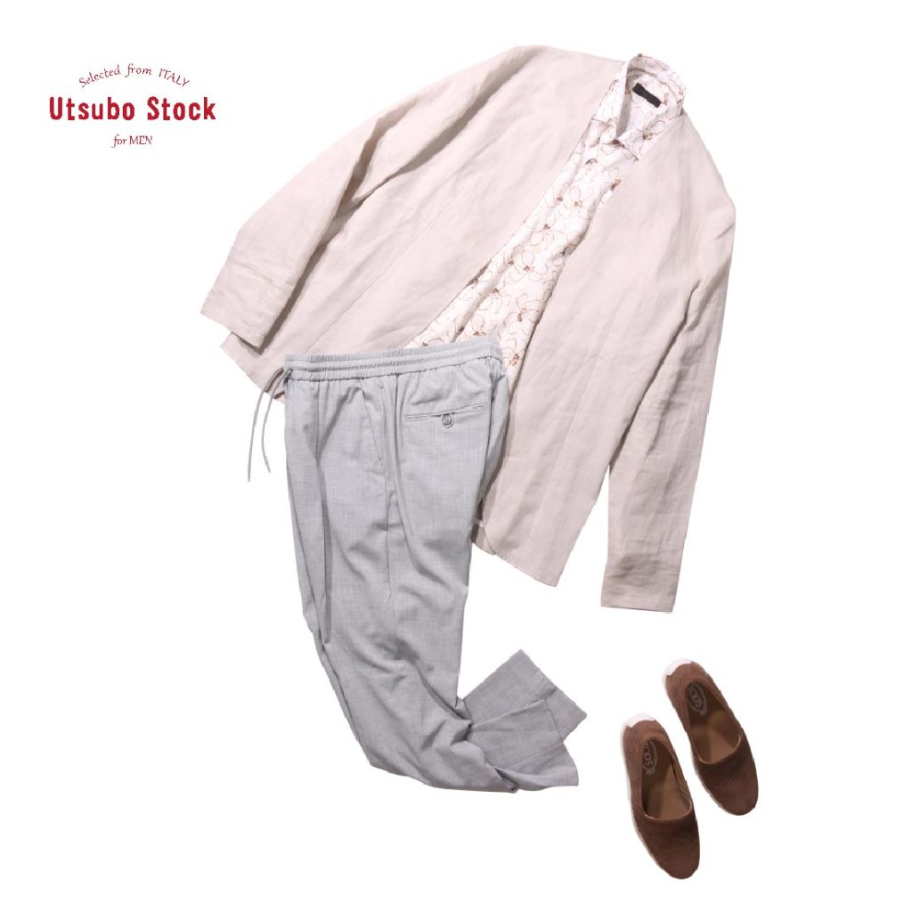 上品かつ軽やかな初夏の装い。どこか大人の余裕を感じさせる、そんな雰囲気も兼ね備えたスタイリングです。