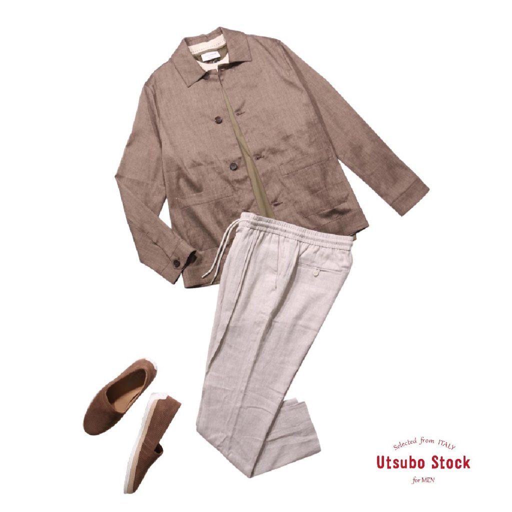 軽やかで涼しげ、でもどこか都会的。そんな“大人の余裕”を感じさせる初夏のカジュアルスタイル。