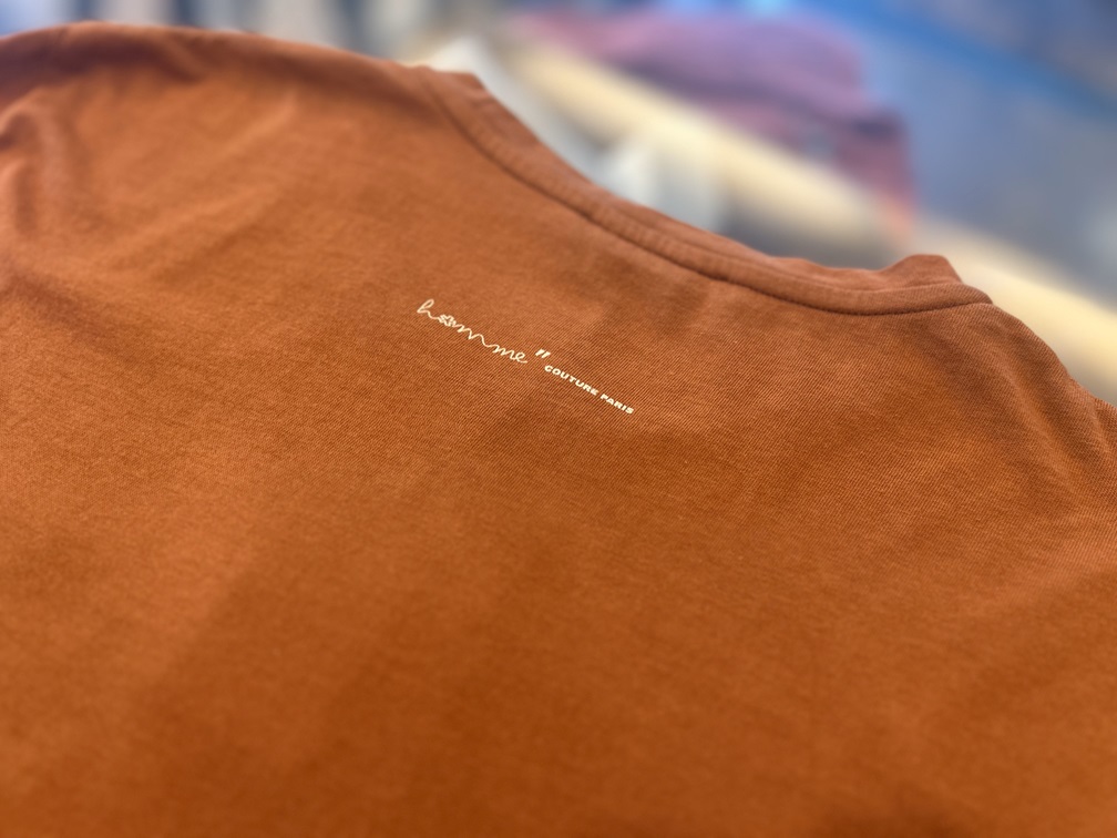 DANIELE ALESSANDRINI Tシャツ背面のブランドロゴディテール