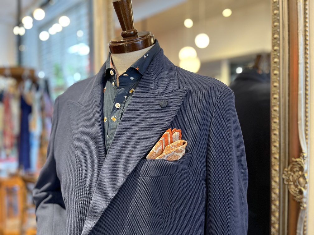 ジャケットに合わせた大人の着こなし例