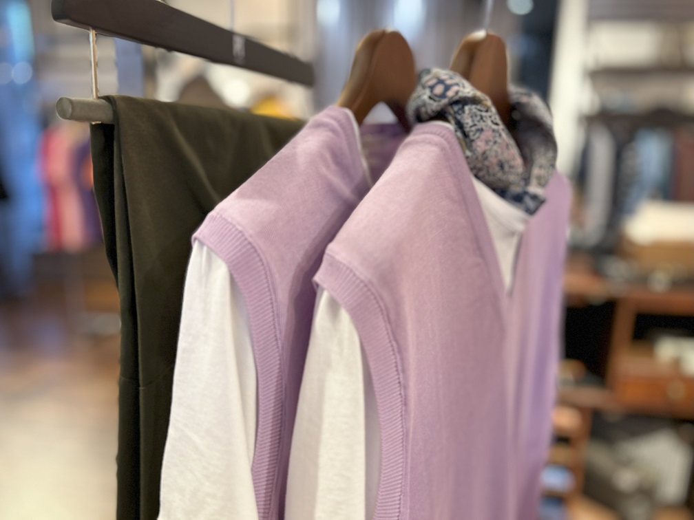 DANIELE FIESOLI フェイクレイヤードTのディテールが分かるサイドアングル