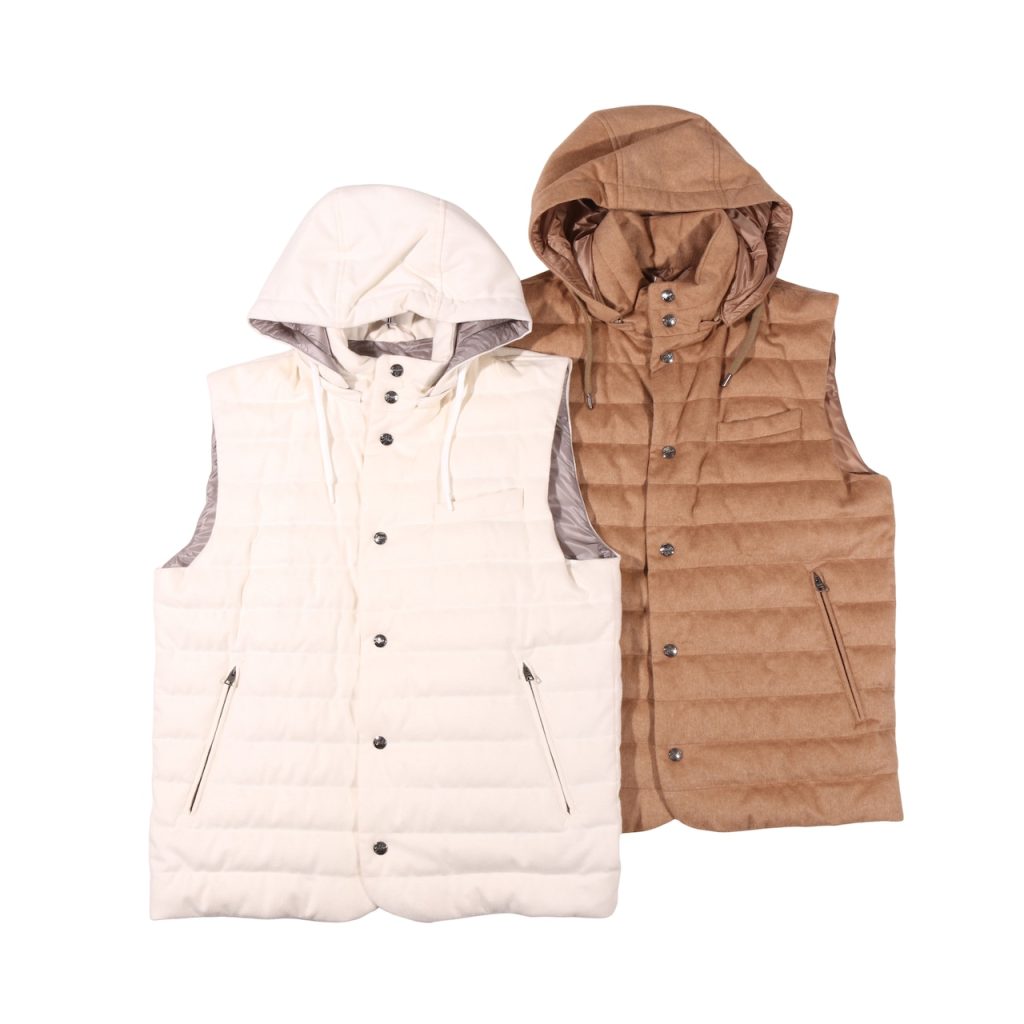 2色のHERNOダウンベストを並べた比較ショット：洗練されたカラーバリエーション