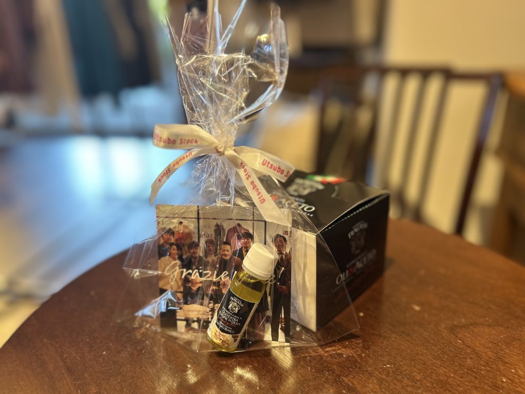 UTSUBO STOCK 神戸旧居留地店 10周年記念プレゼント ギフトラッピングとイタリア産オリーブオイル