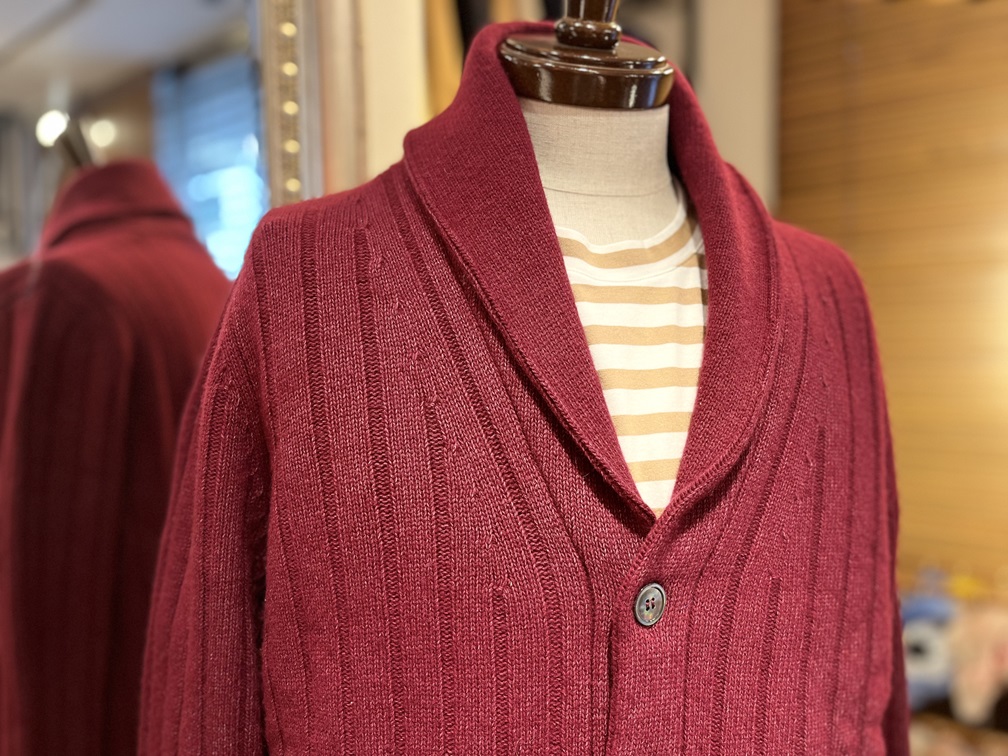 ボーダーのカットソーと合わせたカジュアルスタイル