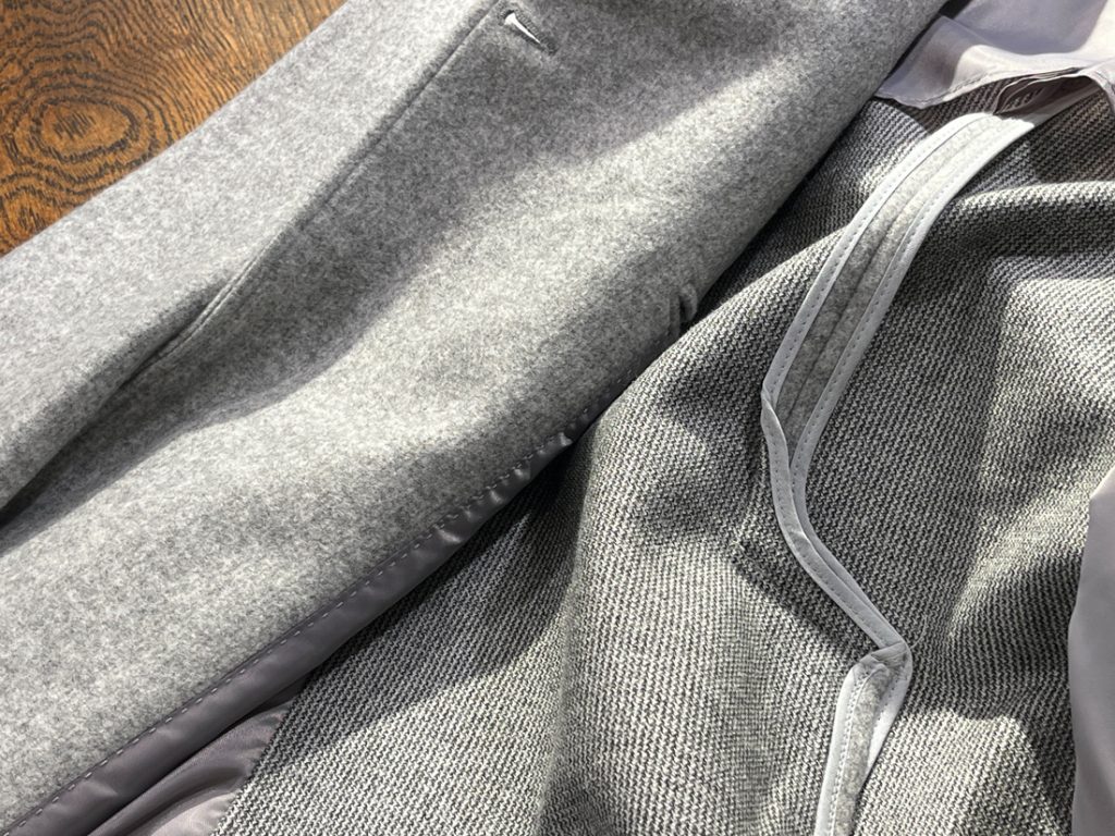 EREDI DEL DUCA グレー ウールコート 内側ライニングと縫製仕様 軽やかで快適な着心地を実現
