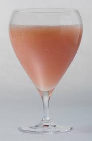 イタリアのカクテル、ベリーニ