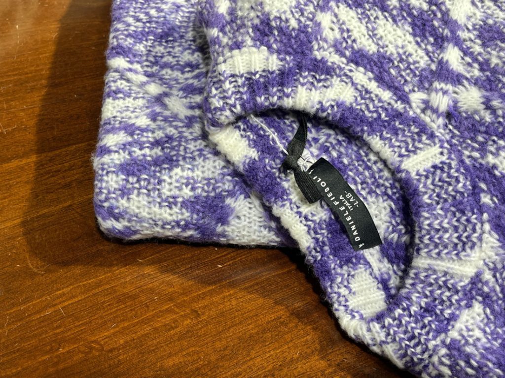 DANIELE FIESOLI 紫白柄ニット 首元ディテー