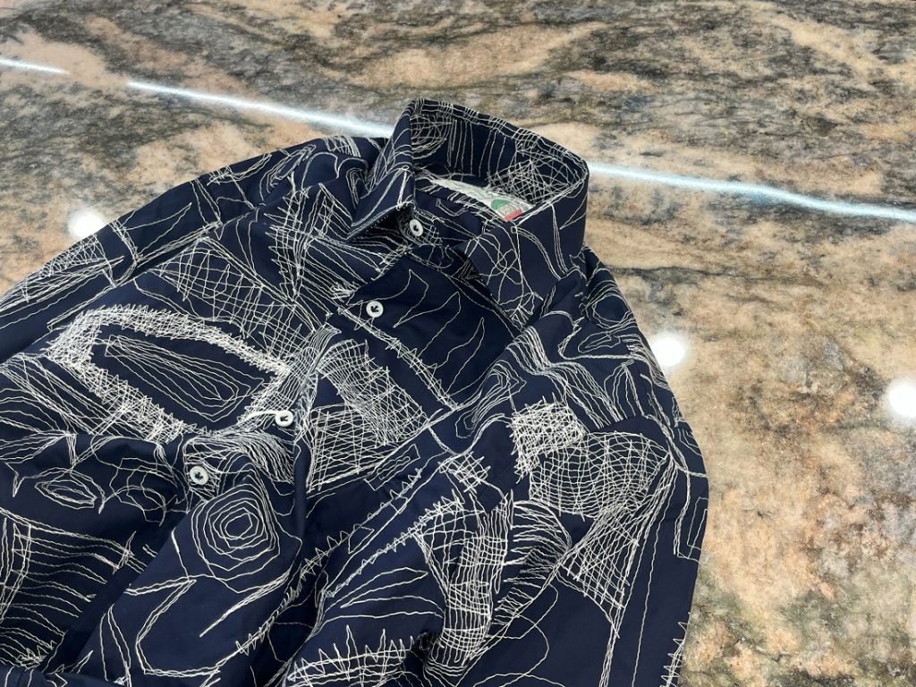 POGGIANTI1958刺繍シャツの全体デザイン