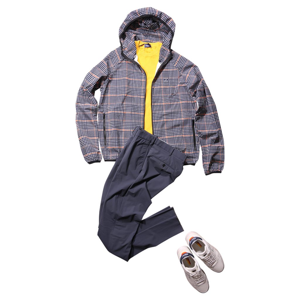 SUN68チェックブルゾンとDrumohrイエローニットにPT TORINO Activeパンツを合わせた大人カジュアルコーデ