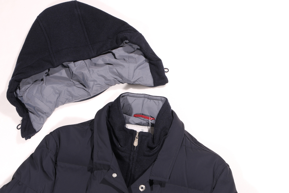 BRUNELLO CUCINELLI（ブルネロクチネリ） ダウンジャケット